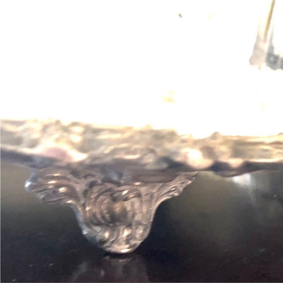 1900-1940’s Estate Large Silver Plate Shell Design Footed Tray - Picture 7 of 10